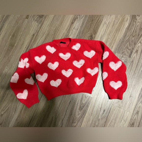 Akaiv Sweaters - Charming Heart Pattern Red Sweater